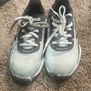 Gray and White kids Golf shoes